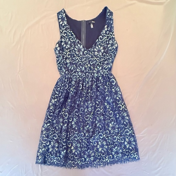Aqua/Bloomingdales Navy/Silver Sleeveless V-neck Lace Dress Size XS MSRP $198 - Picture 3 of 8
